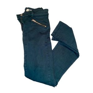 Gap women’s skinny jeans. Size 0 regular. Army green